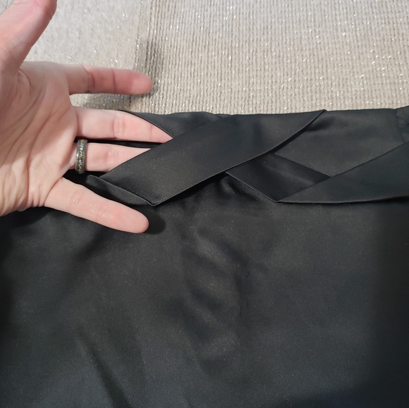 RW&Co Satin black skirt w lattice detail - Picture 5 of 5